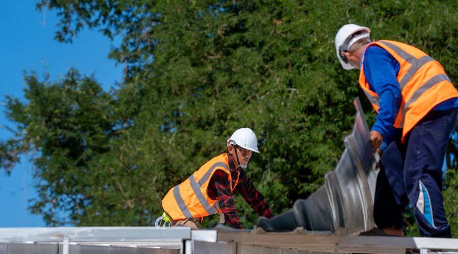 Professional Flat Roofing Installation in Garrison, IA